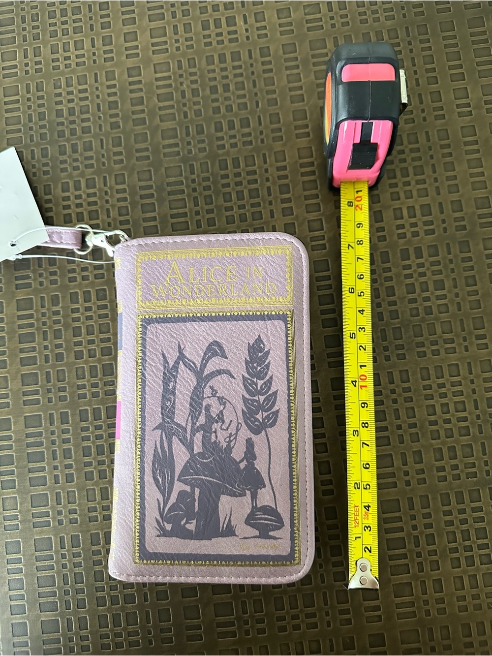 NWT Alice In Wonderland Purple Wristlet - Picture 5 of 6